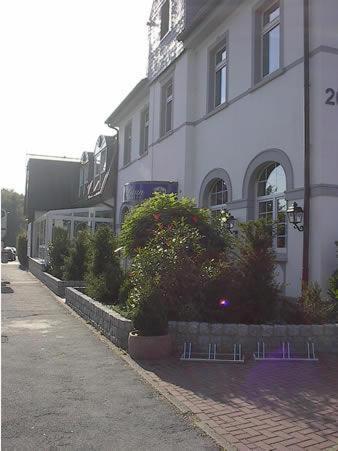 Hotel Daun Castrop-Rauxel Bagian luar foto