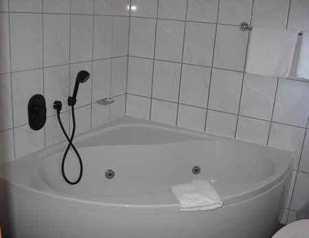 Hotel Daun Castrop-Rauxel Bagian luar foto
