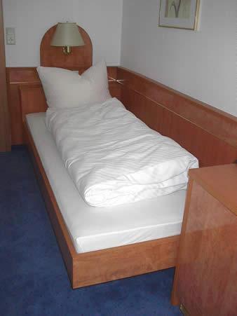 Hotel Daun Castrop-Rauxel Bagian luar foto