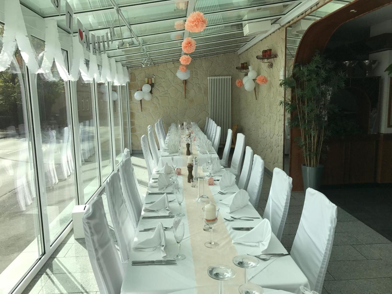 Hotel Daun Castrop-Rauxel Bagian luar foto